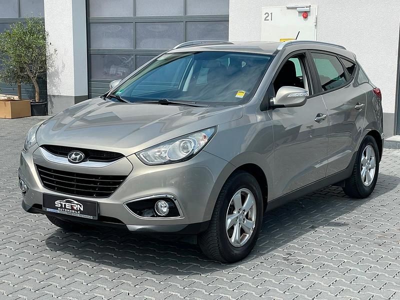 Gold Gebraucht 2010 Hyundai ix35 SUV | 6.700 € (Fairer Preis) - Bild 1/4