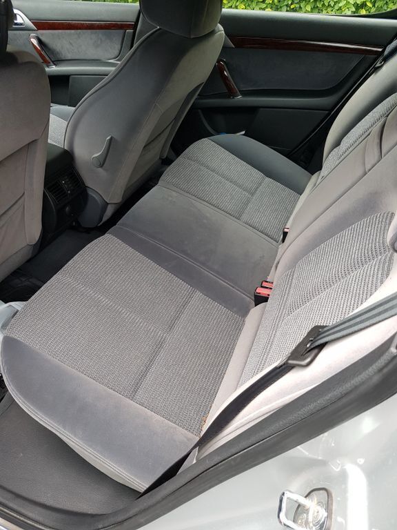 Silber Gebraucht 2008 Peugeot 407 Tendance Limousine | 3.500 € (Fairer Preis) - Bild 1/4