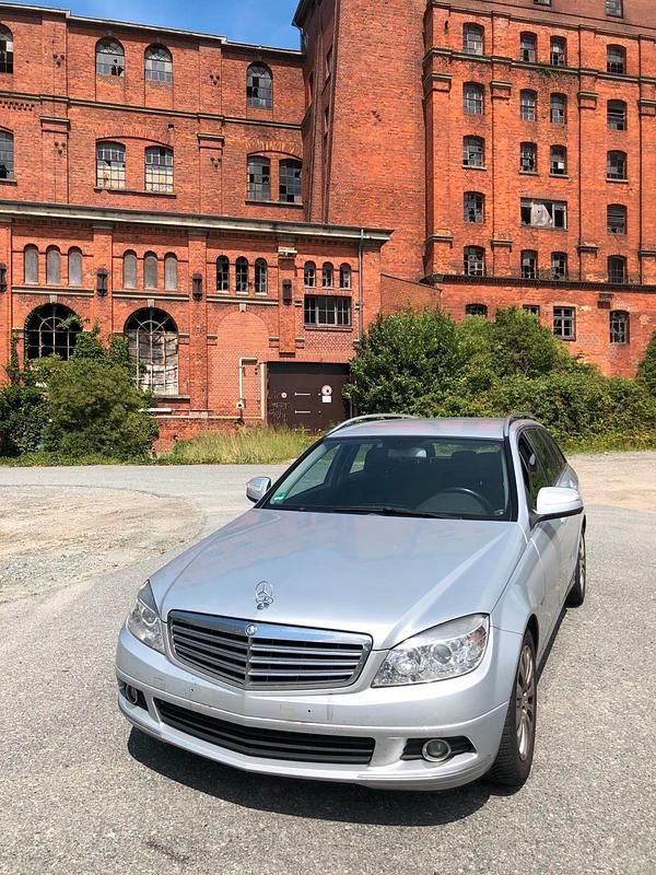 Silber Gebraucht 2008 Mercedes C220 Elegance Kombi | 3.200 € (Superpreis) - Bild 1/4