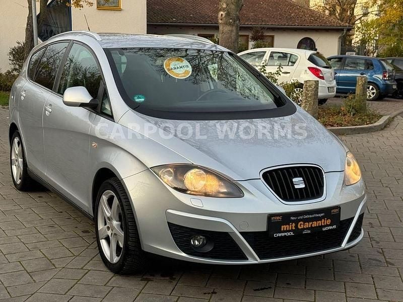 Gebraucht Seat Altea XL Sport 160 PS (117 kW) 2010 Grau Van / Kleinbus