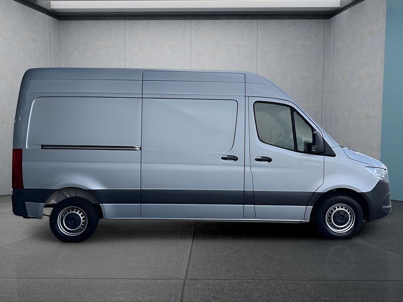 Gebraucht Mercedes Sprinter 143 PS (105 kW) 2021 Silber Van