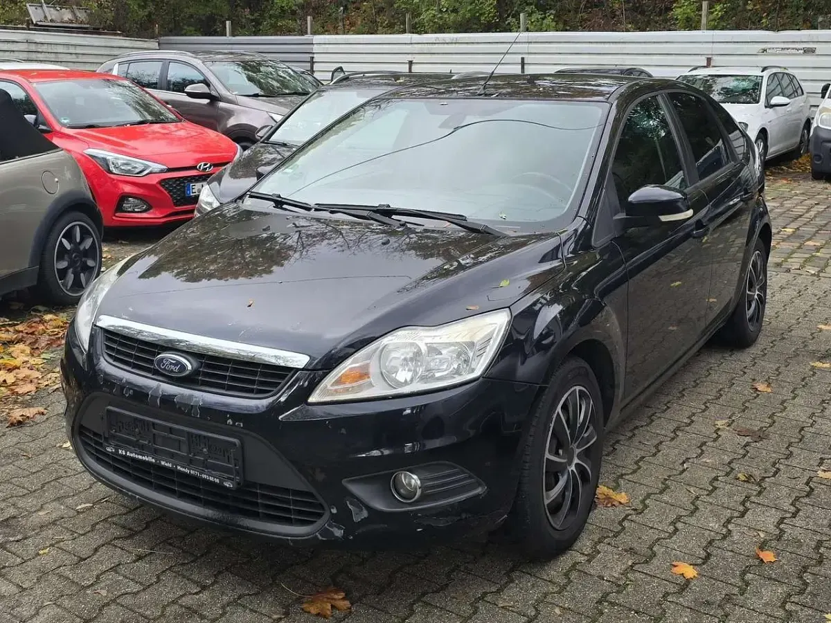 Gebraucht Ford Focus Style 101 PS (74 kW) 2008 Schwarz Kleinwagen