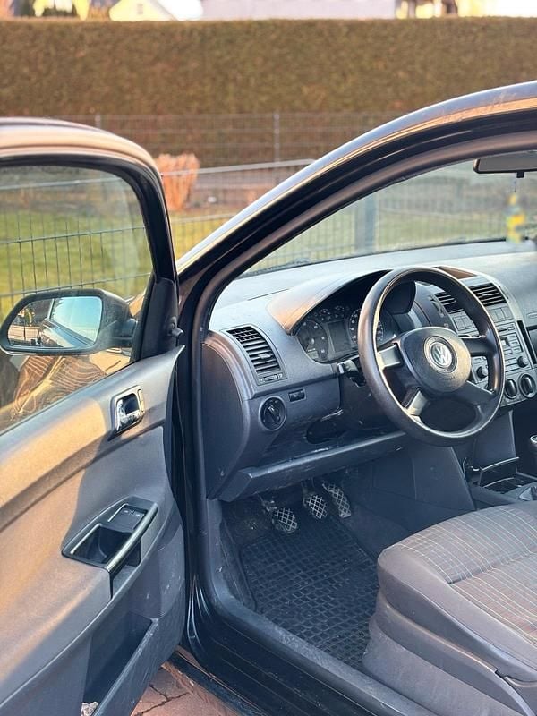 Gebraucht VW Polo 75 PS (55 kW) 2006 Schwarz Kleinwagen