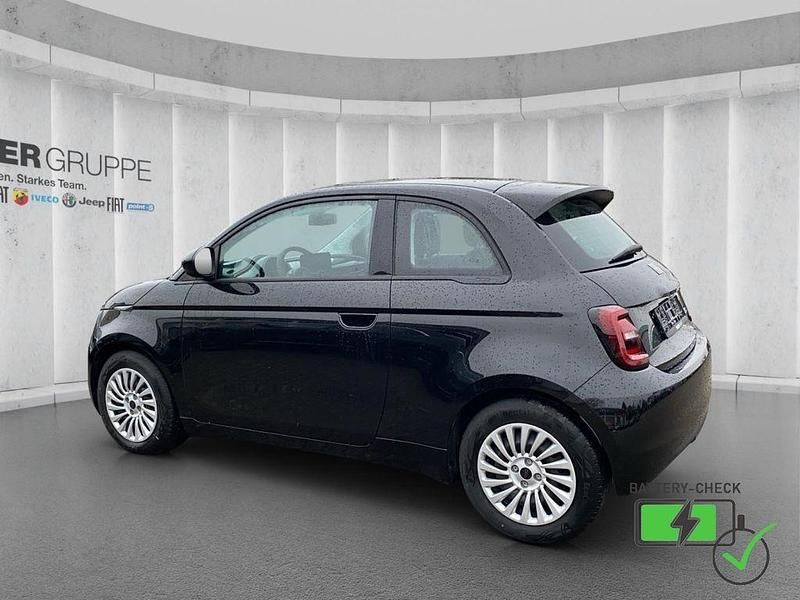 Gebraucht Fiat 500e 86 kW (118 PS) 2023 Schwarz Kleinwagen