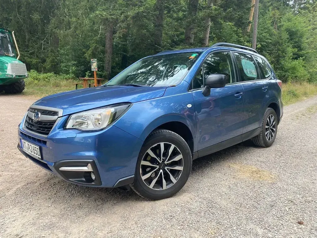 Gebraucht Subaru Forester Active 150 PS (110 kW) 2017 Blau SUV