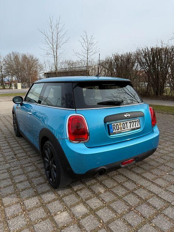 Gebraucht Mini ONE 102 PS (75 kW) 2017 Blau Kleinwagen