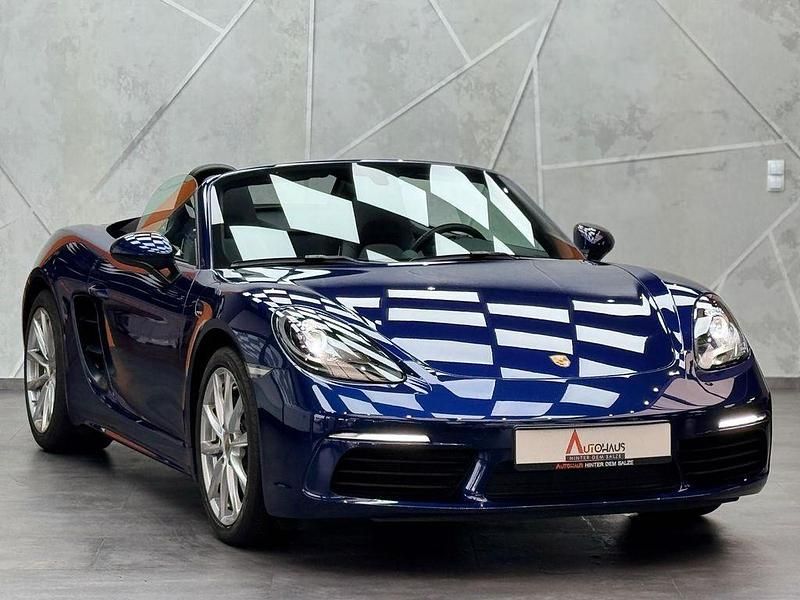 Gebraucht Porsche 718 Boxster Chrono 299 PS (219 kW) 2023 Enzianblaumetallic Cabrio