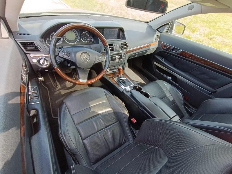 Gebraucht Mercedes E500 388 PS (285 kW) 2010 Coupé