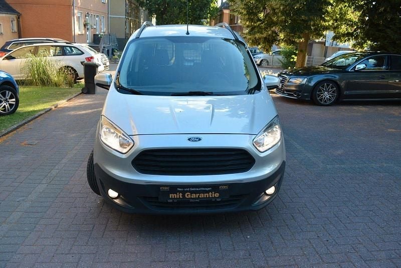 Gebraucht Ford Transit Trend 75 PS (55 kW) 2018 Silber Van / Kleinbus