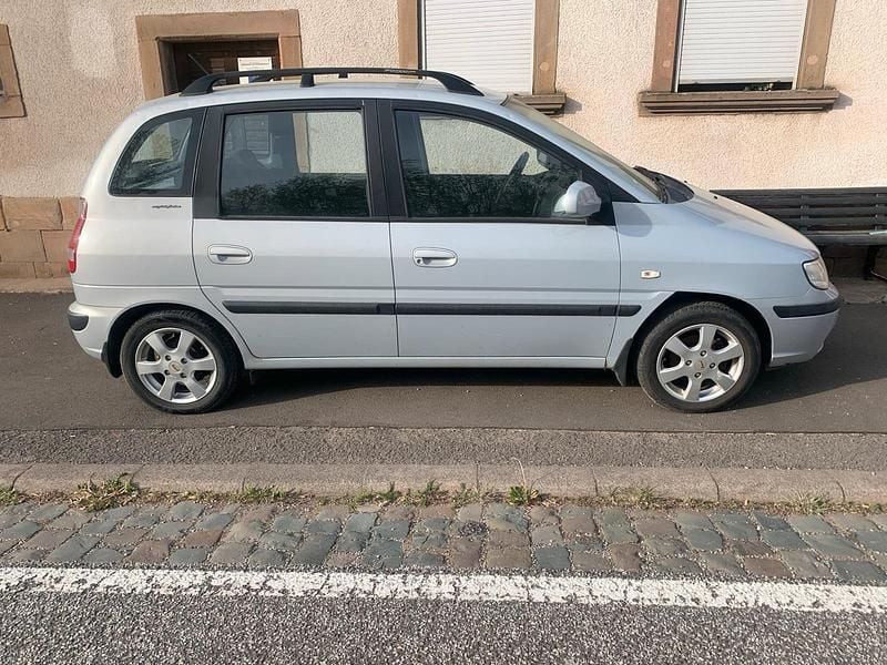 Second-hand Hyundai Matrix 76 CP (55 kW) 2006 Gri Monovolum