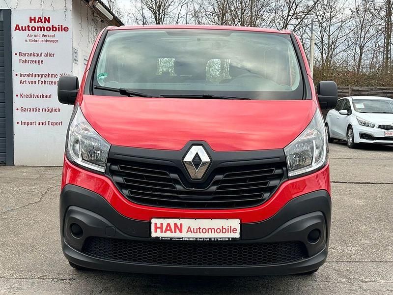 Gebraucht Renault Trafic Komfort 120 PS (88 kW) 2019 Rot Van / Kleinbus