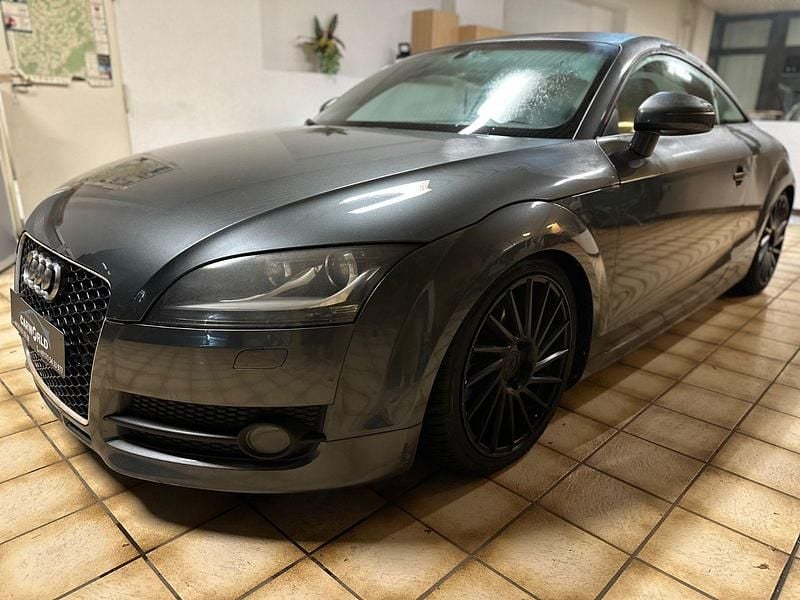 Gebraucht Audi TT Comfort 170 PS (125 kW) 2010 Grau Coupé