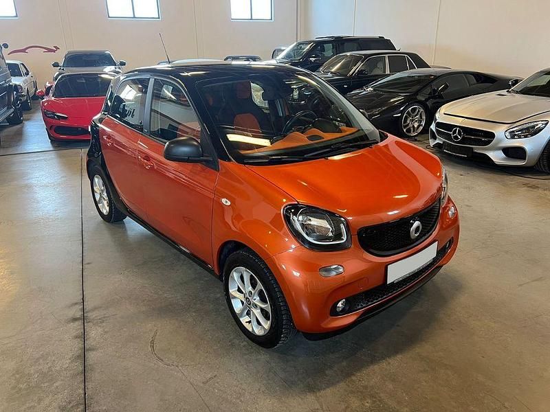 Gebraucht Smart ForFour Basis 90 PS (66 kW) 2018 Schwarz Kleinwagen