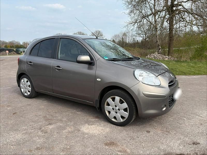 Gebraucht Nissan Micra 80 PS (58 kW) 2013 Grau Kleinwagen