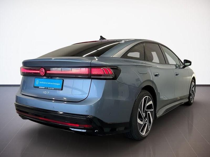 Gebraucht VW ID.7 Pro 210 kW (286 PS) 2025 Blau Limousine