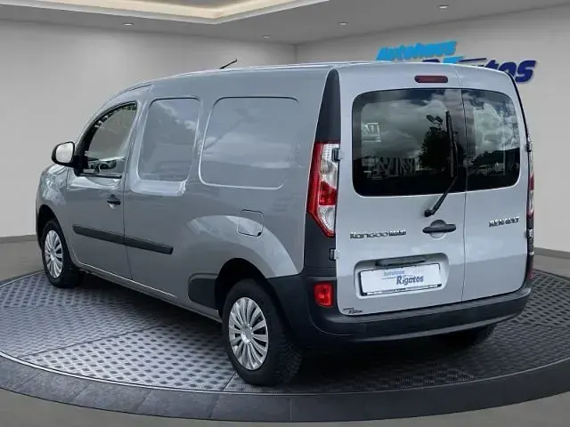 Używany Renault Kangoo 95 KM (69 kW) 2021 Szary Minivan