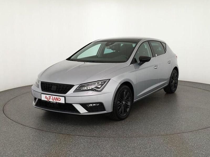 Silber Gebraucht 2019 Seat Leon XCELLENCE Limousine | 18.490 € (Etwas zu teuer) - Bild 1/4