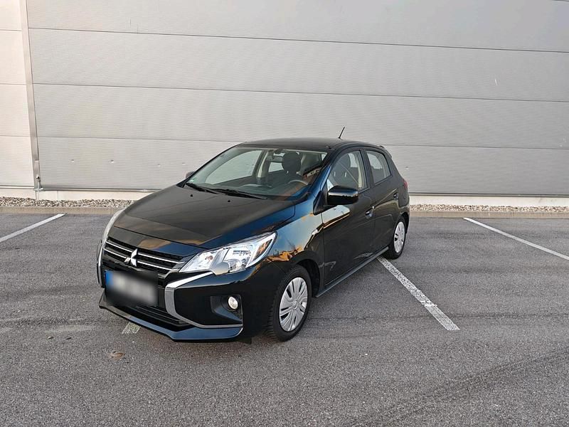 Gebraucht Mitsubishi Space Star 71 PS (52 kW) 2023 Schwarz Kleinwagen
