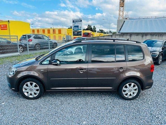 Gebraucht VW Touran Match 140 PS (102 kW) 2012 Braun Van / Kleinbus