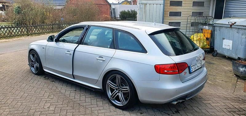 Silber Gebraucht 2009 Audi S4 Kombi | 11.490 € (Fairer Preis) - Bild 1/4
