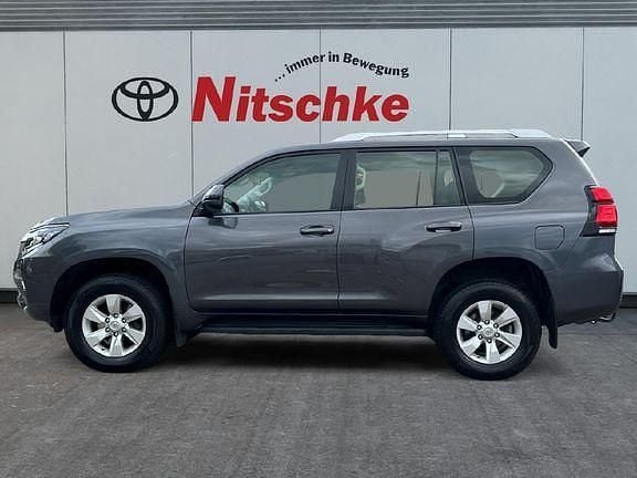 Gebraucht Toyota Land Cruiser Comfort 177 PS (130 kW) 2019 Grey metallic SUV