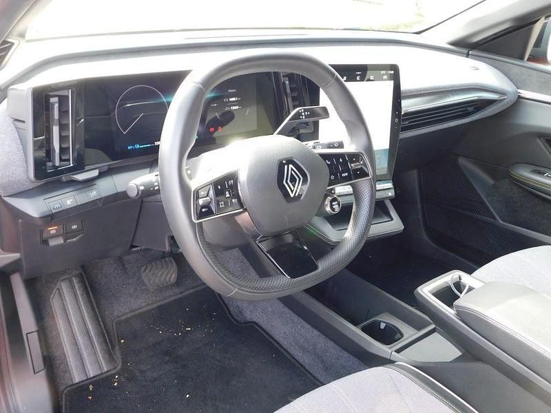 Gebraucht Renault Megane E-Tech Techno 160 kW (218 PS) 2022 Karosserie nnp + dach gne Limousine