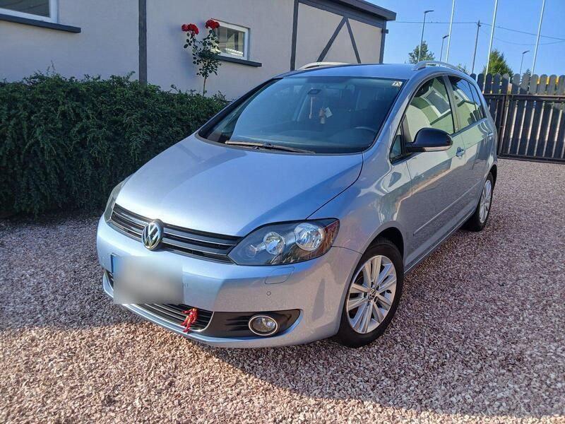 Blau Gebraucht 2011 VW Golf Plus Style Van / Kleinbus | 6.990 € (Etwas zu teuer) - Bild 1/4