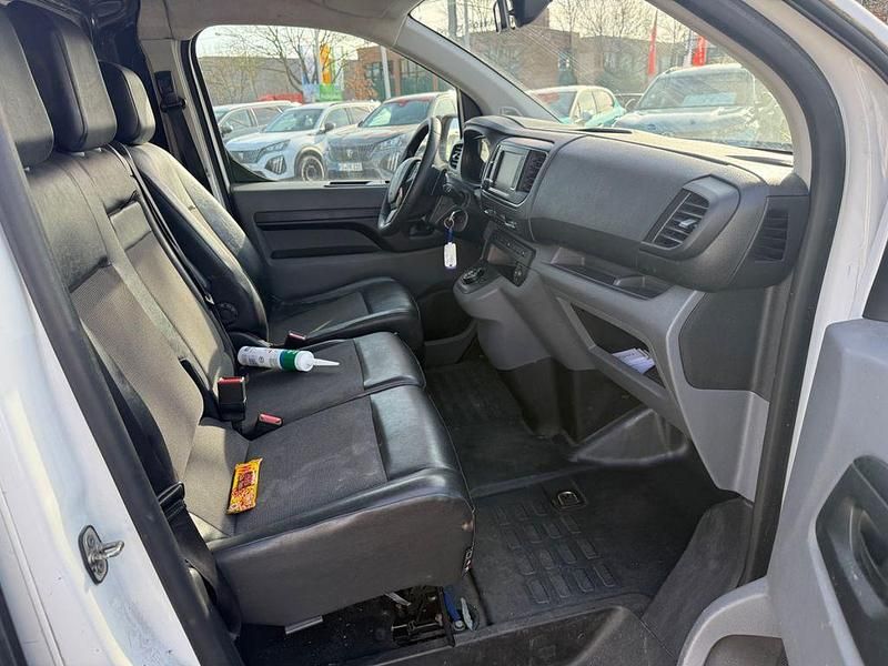 Gebraucht Peugeot Expert Premium 177 PS (130 kW) 2017 Weiß Van