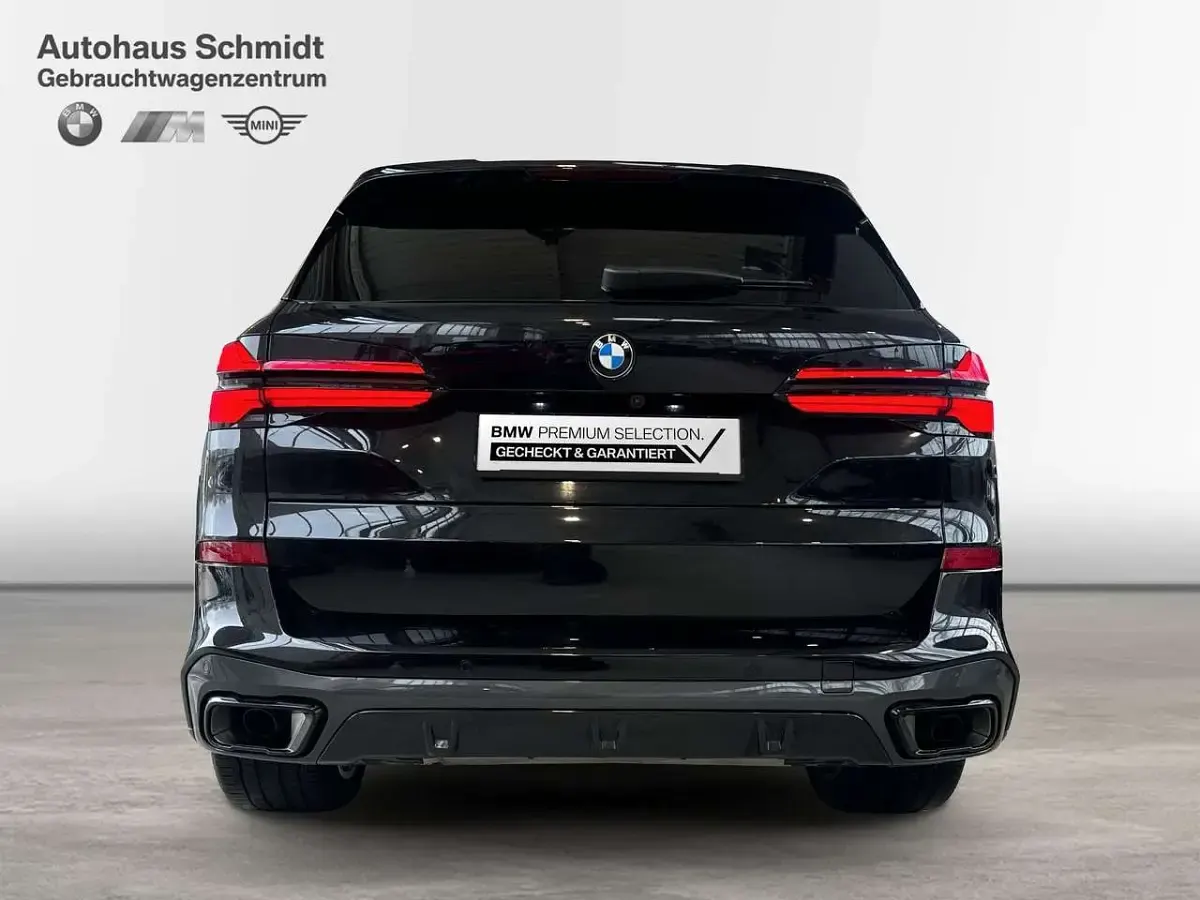Gebraucht BMW X5 M Sport 340 PS (250 kW) 2024 Saphirschwarz SUV