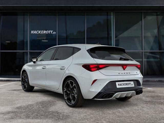 Neu Cupra Leon VZ 300 PS (220 kW) 2025 Weiß Limousine