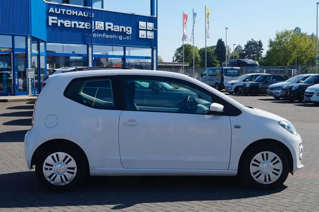 Gebraucht VW up! move up! 60 PS (44 kW) 2016 Weiß Kleinwagen