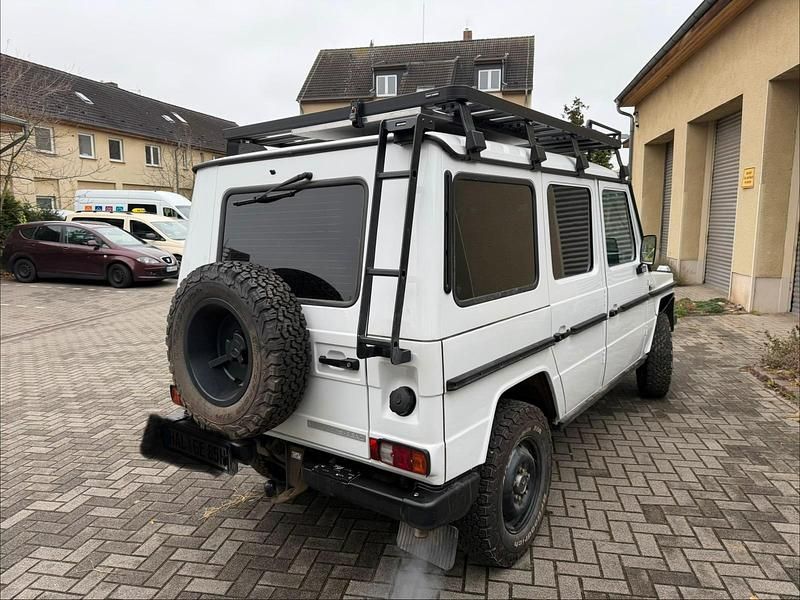Gebraucht Mercedes G280 156 PS (114 kW) 1985 Weiß SUV