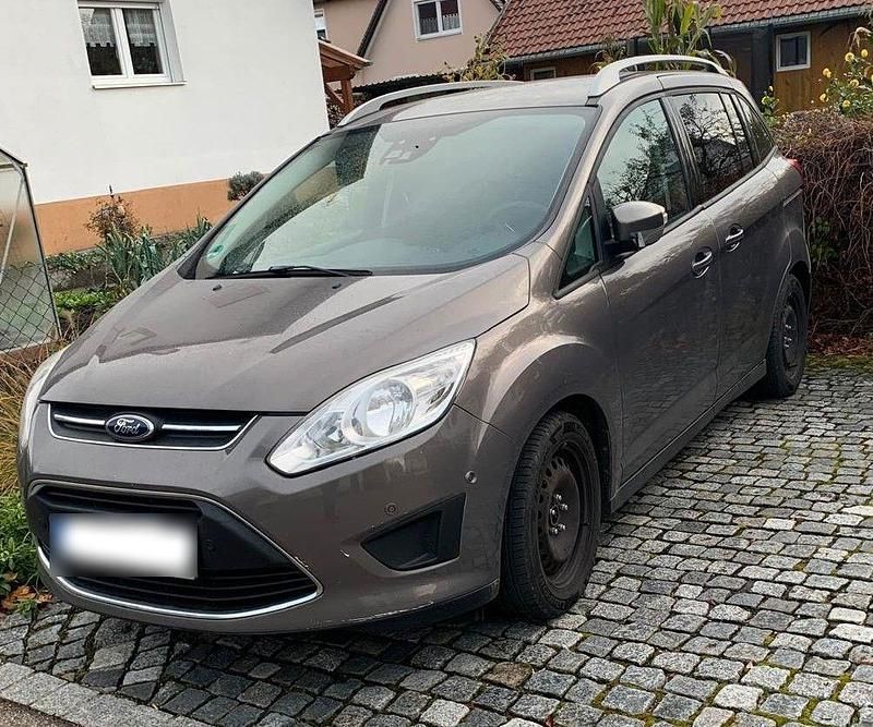 Gebraucht Ford Grand C-Max Trend 116 PS (85 kW) 2013 Grau Van / Kleinbus