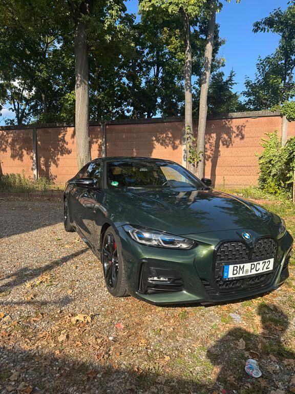 Grün Gebraucht 2023 BMW 420 M Sport Coupé | 36.000 € (Guter Preis) - Bild 1/4