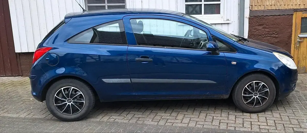 Gebraucht Opel Corsa Selection 80 PS (58 kW) 2009 Blau Kleinwagen