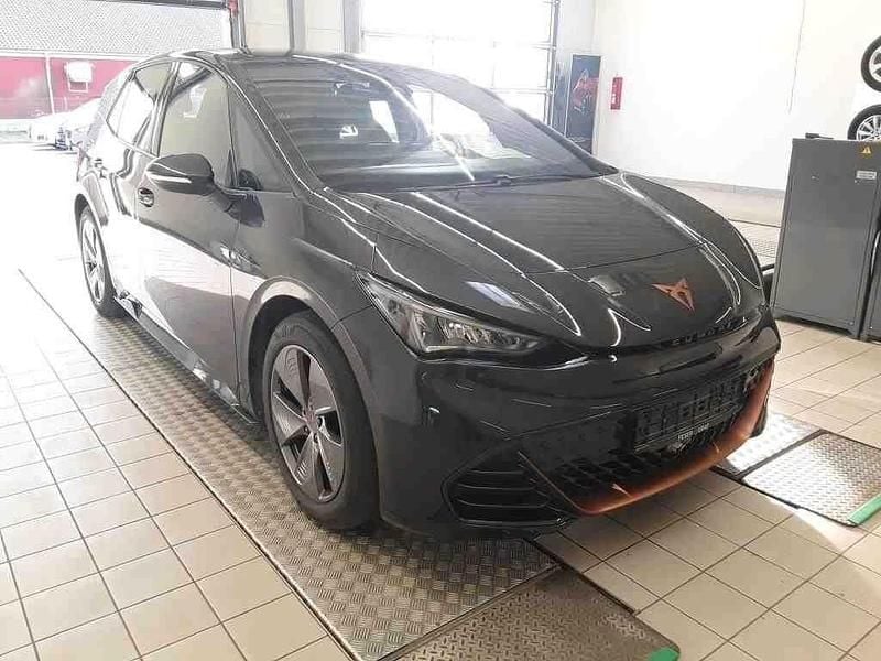 Gebraucht Cupra Born 150 kW (204 PS) 2023 Vulcan grey Kleinwagen