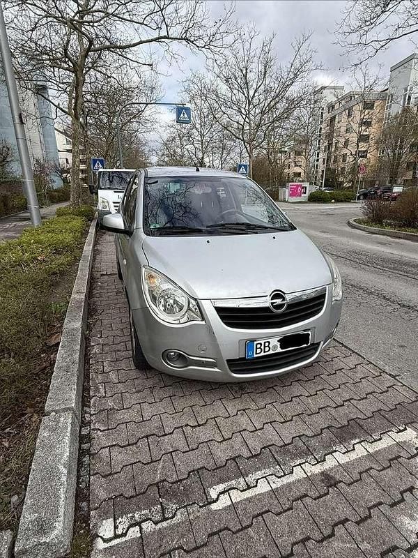 Gebraucht Opel Agila Edition 86 PS (63 kW) 2009 Kleinwagen