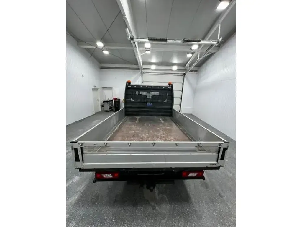 Gebraucht Ford Transit 131 PS (96 kW) 2020 Frostweiss/frozenwhite (pn3gz0) Van