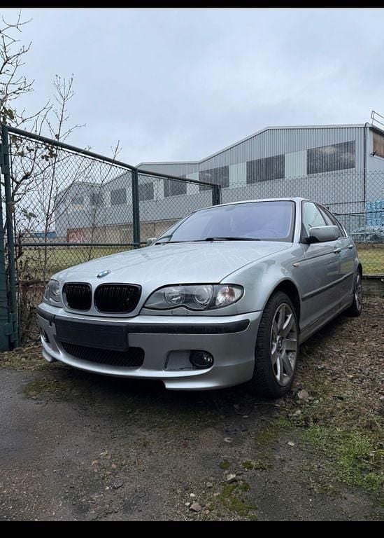 Gebraucht BMW 330 Exclusive 231 PS (169 kW) 2003 Silber Limousine