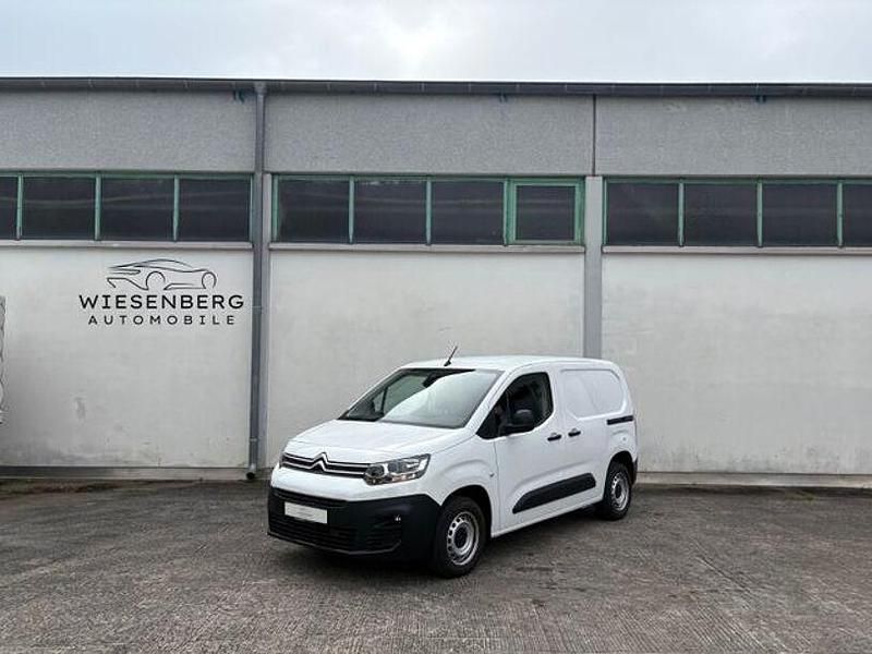 Weiß Gebraucht 2021 Citroën Berlingo Van / Kleinbus | 15.790 € (Superpreis) - Bild 1/4
