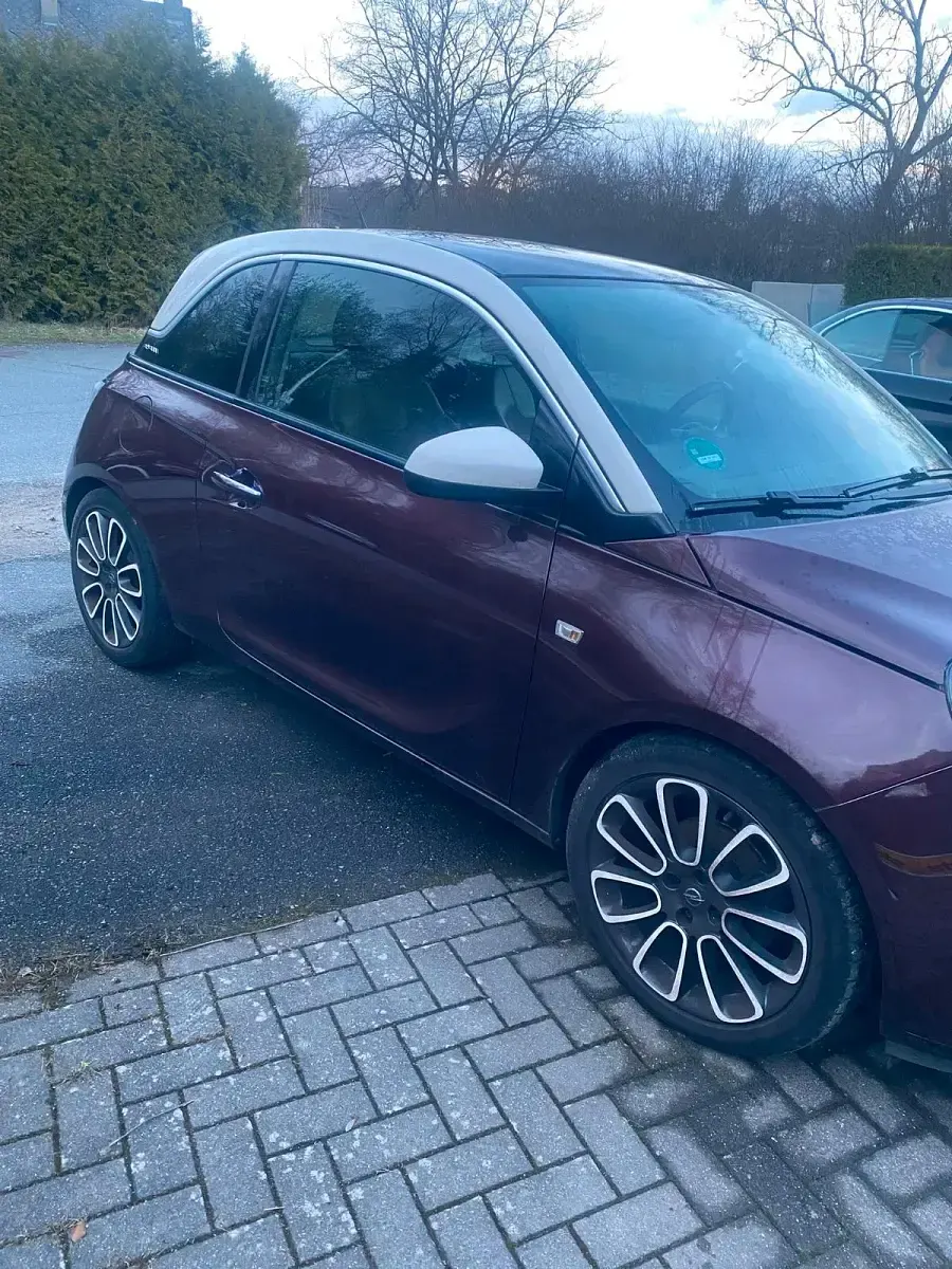 Gebraucht Opel Adam 87 PS (63 kW) 2014 Violet Kleinwagen
