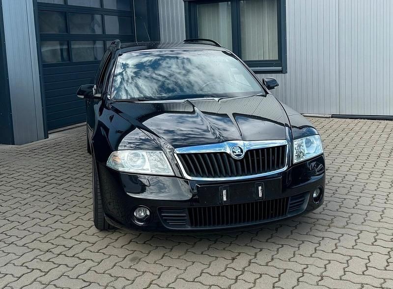Schwarz Gebraucht 2005 Skoda Octavia RS Kombi | 5.900 € - Bild 1/4