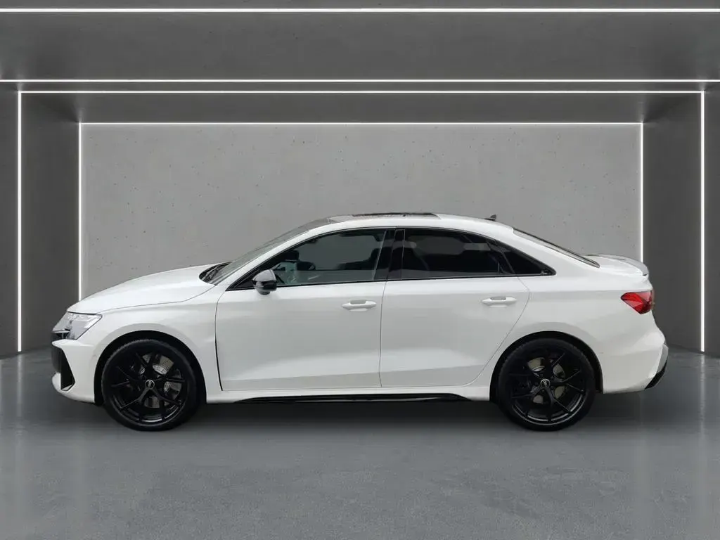 Gebraucht Audi RS3 Sport 400 PS (294 kW) 2026 Weiß Limousine
