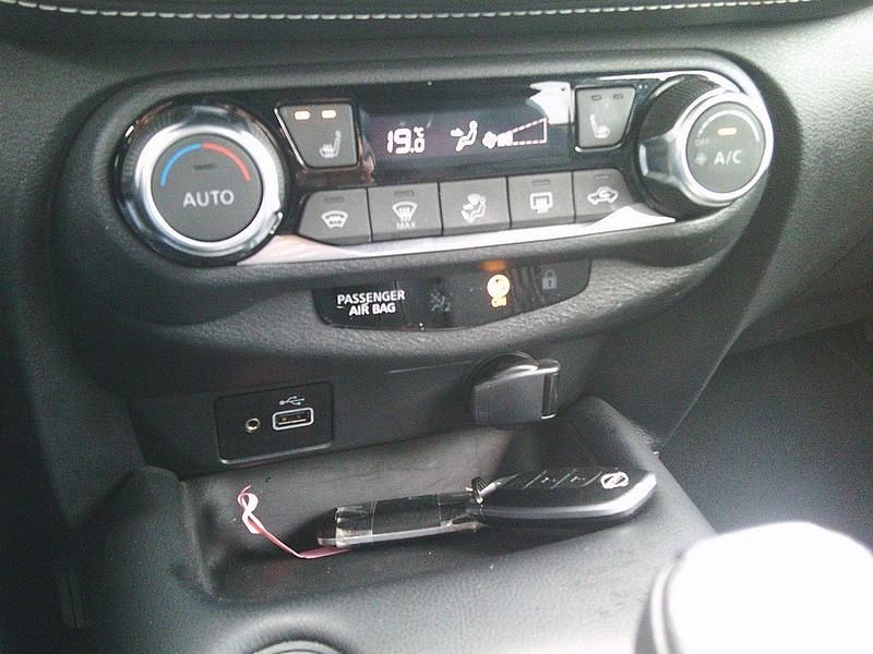 Gebraucht Nissan Juke Tekna 143 PS (105 kW) 2023 Schwarz SUV