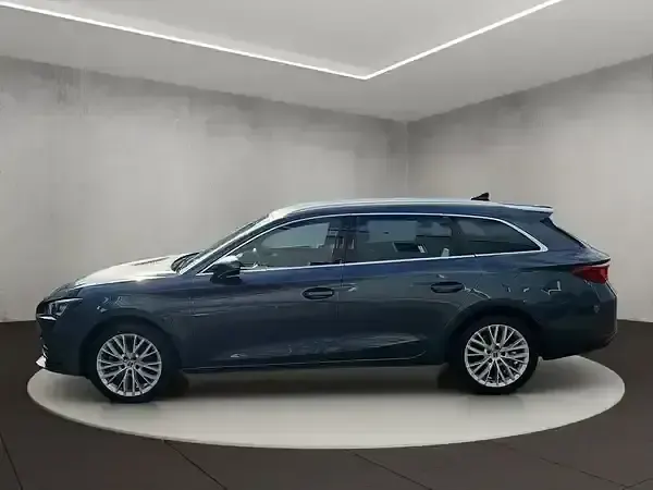 Gebraucht Seat Leon XCELLENCE 150 PS (110 kW) 2023 Magnetic grau metallic Kombi
