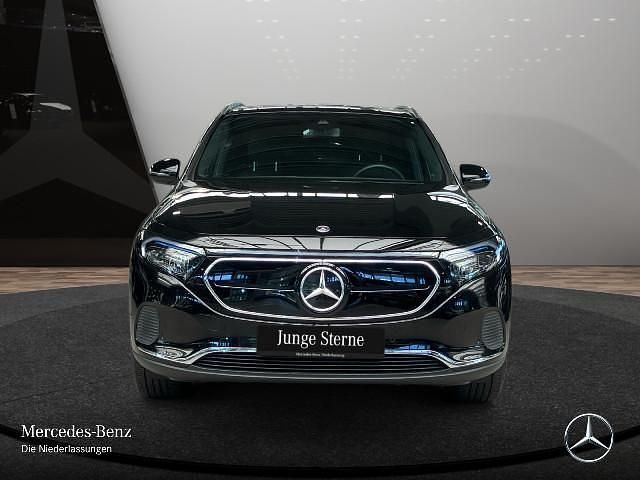 Nachtschwarz Gebraucht 2021 Mercedes EQA250 Advanced SUV | 26.990 € (Fairer Preis) - Bild 1/4