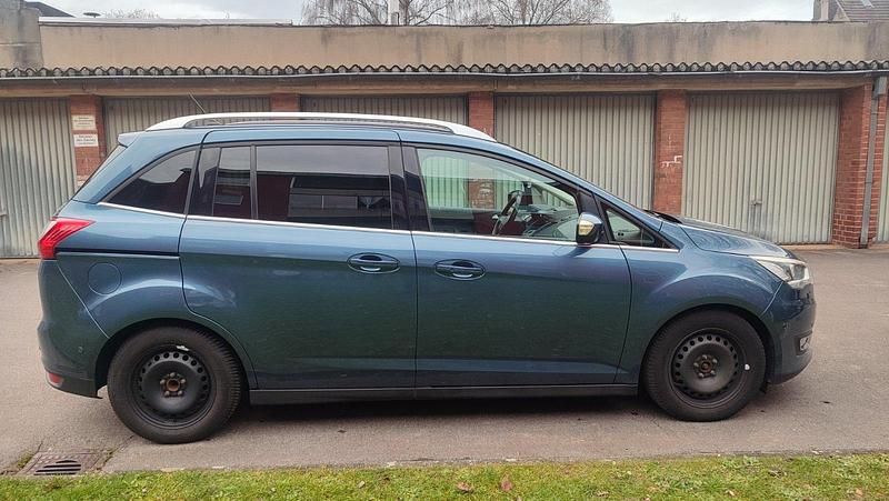 Gebraucht Ford Grand C-Max Titanium 150 PS (110 kW) 2019 Blau Van / Kleinbus