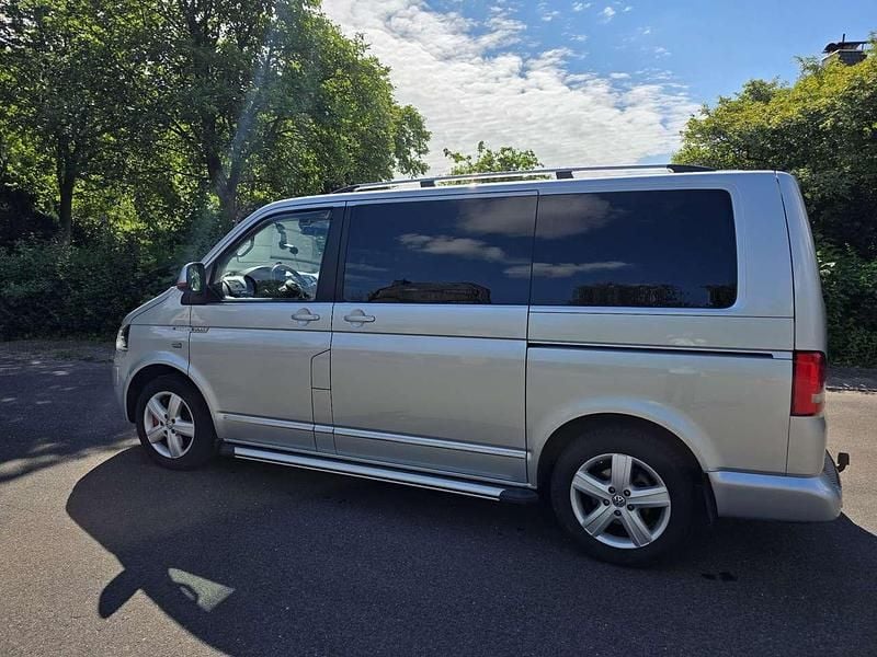 Silber Gebraucht 2010 VW T5 Highline Van | 22.900 € (Guter Preis) - Bild 1/4
