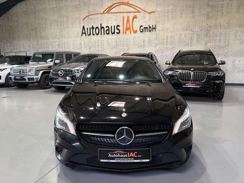Gebraucht Mercedes CLA200 136 PS (100 kW) 2015 Schwarz Kombi