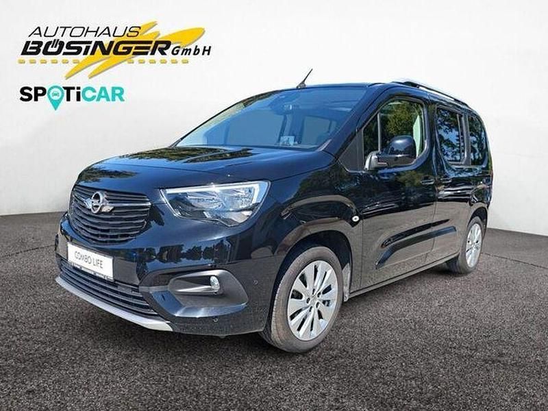 Gebraucht Opel Combo Life Innovation 110 PS (80 kW) 2018 Nacht schwarz/noir onyx Van / Kleinbus